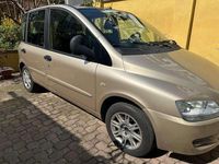 Usata Fiat Multipla 103 CV (75 kW) 2008 Oro Monovolume