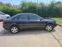 Usata Audi A4 101 CV (74 kW) 1995 Nero Berlina