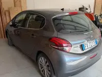 Usata Peugeot 208 102 CV (75 kW) 2019 Grigio Utilitaria