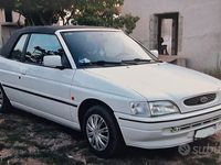 Usata Ford Escort Cabriolet 1995 Bianco Cabrio