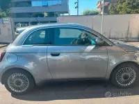 Usata Fiat 500e Icon 42 kW (58 CV) 2020 Grigio Berlina
