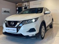 Usata Nissan Qashqai Tekna 131 CV (96 kW) 2017 Bianco SUV