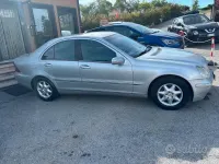Usata Mercedes C220 Classic 150 CV (110 kW) 2004 Grigio Berlina