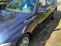 Usata BMW 318 90 CV (66 kW) 2012 Blu/azzurro Berlina