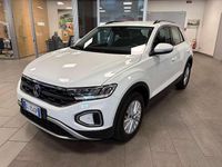 Usata VW T-Roc Life 110 CV (80 kW) 2023 Bianco pastello SUV