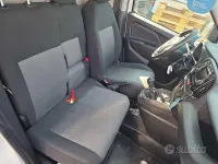 Usata Fiat Doblò 101 CV (74 kW) 2016 Bianco Monovolume