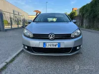 Usata VW Golf VI 122 CV (89 kW) 2011 Grigio Utilitaria