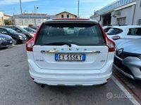 usata Volvo XC60 2,0 d 136 cv momentum 5p