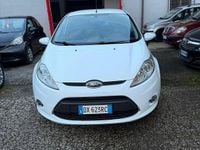 Usata Ford Fiesta Titanium 97 CV (71 kW) 2009 Bianco Utilitaria