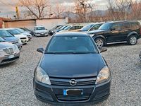 Usata Opel Astra 101 CV (74 kW) 2005 Nero Berlina