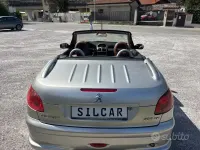 Usata Peugeot 206 CC Roland Garros 109 CV (80 kW) 2008 Grigio Cabrio
