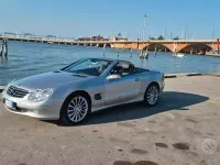 Usata Mercedes SL350 316 CV (232 kW) 2006 Grigio Cabrio