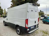 Usata Iveco Daily 136 CV (100 kW) 2023 Bianco Furgone