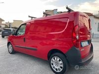 Usata Fiat Doblò 105 CV (77 kW) 2010 Monovolume