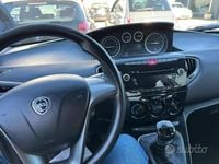 Usata Lancia Ypsilon Gold 80 CV (58 kW) 2015 Utilitaria