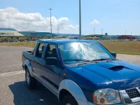 Usata Nissan Navara 133 CV (97 kW) 2003 Bluazzurro Pick-up