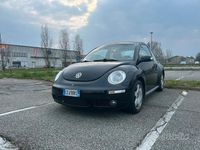 Usata VW New Beetle 105 CV (77 kW) 2006 Nero Utilitaria