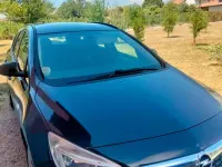 Usata Opel Astra 115 CV (84 kW) 2011 Nero Station wagon