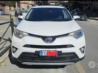 Usata Toyota RAV4 128 CV (94 kW) 2016 Bianco SUV