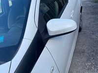 Usata Toyota Aygo Edition 68 CV (50 kW) 2015 Bianco Utilitaria