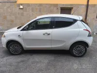 Usata Lancia Ypsilon 85 CV (62 kW) 2013 Bianco Utilitaria