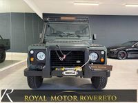 Usata Land Rover Defender SE 122 CV (89 kW) 2009 Verde Pick-up