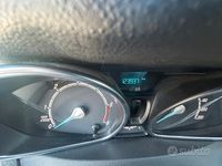 Usata Ford Fiesta Titanium 75 CV (55 kW) 2017 Bianco Berlina