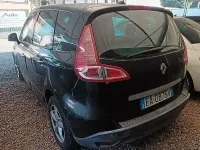 Usata Renault Scénic III 95 CV (69 kW) 2011 Nero Berlina