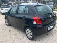 Usata Toyota Yaris 69 CV (50 kW) 2009 Blu Utilitaria