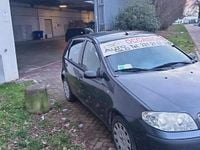 Usata Fiat Punto Active 60 CV (44 kW) 2010 Grigio Utilitaria