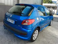 Usata Peugeot 206 57 CV (41 kW) 2010 Bluazzurro Berlina