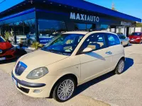 Usata Lancia Ypsilon 69 CV (50 kW) 2004 Beige Utilitaria