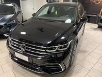 Usata VW Tiguan R-line 150 CV (110 kW) 2021 Nero SUV