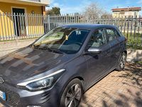 Usata Hyundai i20 90 CV (66 kW) 2016 Grigio Berlina