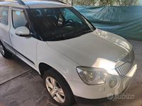 Usata Skoda Yeti Elegance 105 CV (77 kW) 2015 Bianco SUV