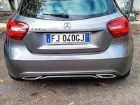 Usata Mercedes A200 Premium 136 CV (100 kW) 2017 Grigio Berlina