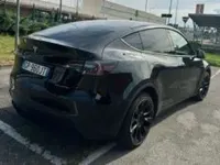 Usata Tesla Model Y 152 kW (208 CV) 2023 Nero SUV