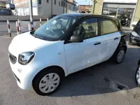 Usata Smart ForFour Passion 71 CV (52 kW) 2016 Bianca e nera Utilitaria