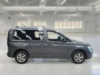 Usata VW Caddy 102 CV (75 kW) 2021 Grigio Monovolume