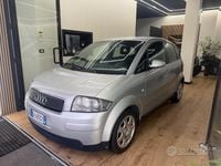 Usata Audi A2 75 CV (55 kW) 2005 Grigio Utilitaria