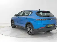 Usata Alfa Romeo Tonale Sprint 131 CV (96 kW) 2024 Blu SUV