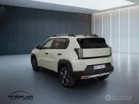 Nuova Fiat Grande Panda La Prima 110 CV (80 kW) 2025 Blu/azzurro Utilitaria