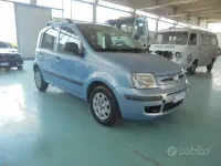 Usata Fiat Panda Dynamic 69 CV (50 kW) 2011 Bluazzurro Utilitaria