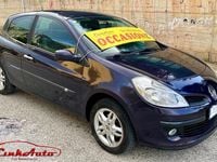 Usata Renault Clio II 75 CV (55 kW) 2007 Viola Berlina