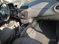 Usata Fiat Punto Easy 77 CV (56 kW) 2012 Berlina