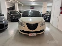 Gebraucht Lancia Ypsilon Silver 69 PS (50 kW) 2017 Weiß Kleinwagen