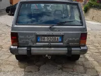 Usata Jeep Cherokee 80 CV (58 kW) 1990 Grigio SUV