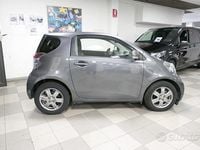 Usata Toyota iQ 68 CV (50 kW) 2010 Grigio Utilitaria