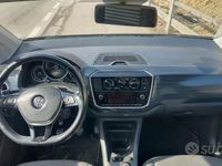 Usata VW up! move up! 75 CV (55 kW) 2019 Nero Utilitaria
