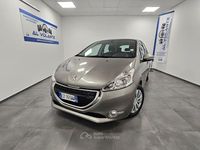 Usata Peugeot 208 Active 82 CV (60 kW) 2015 Grigio Utilitaria